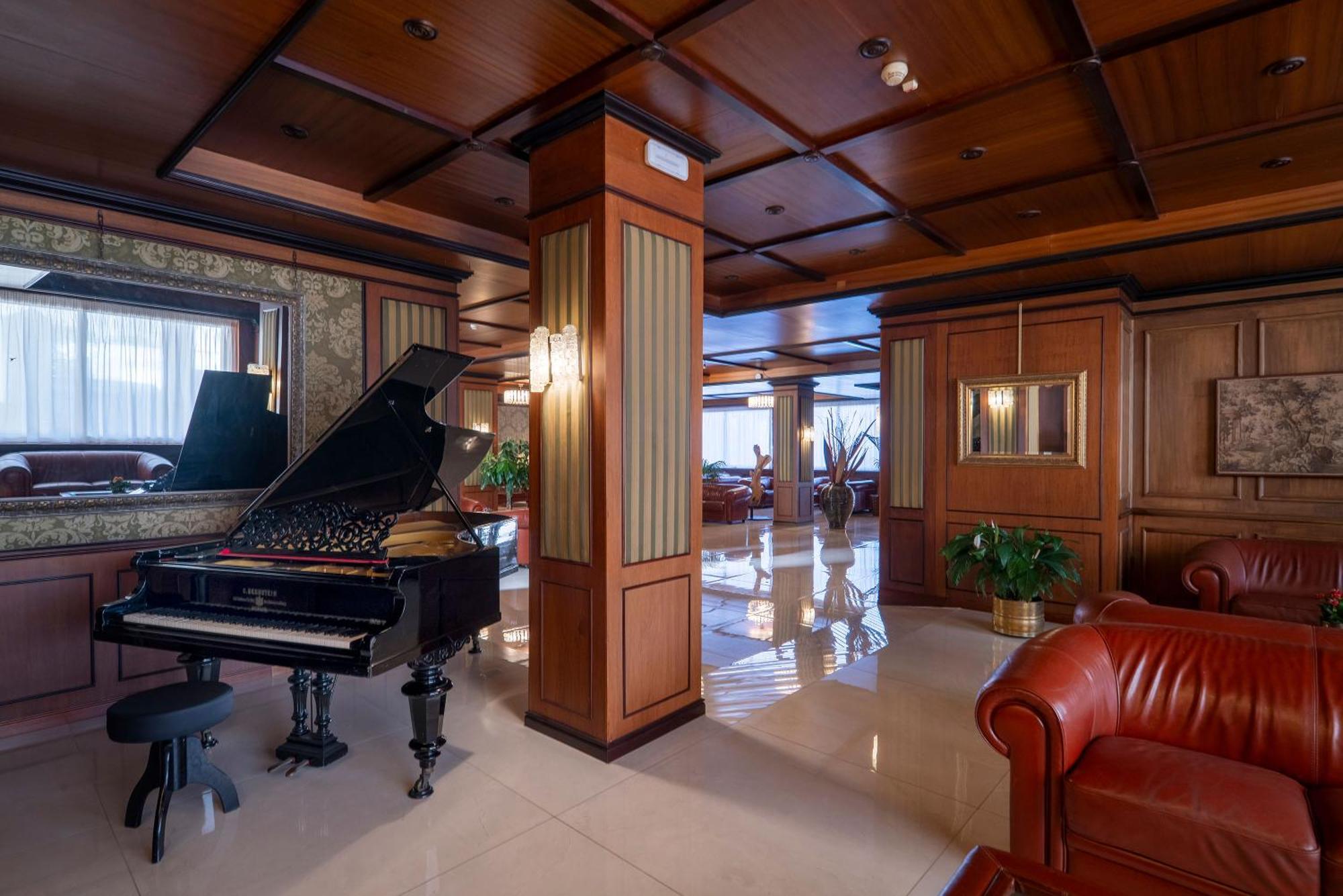 Hotel Delle Palme Lecce Eksteriør billede